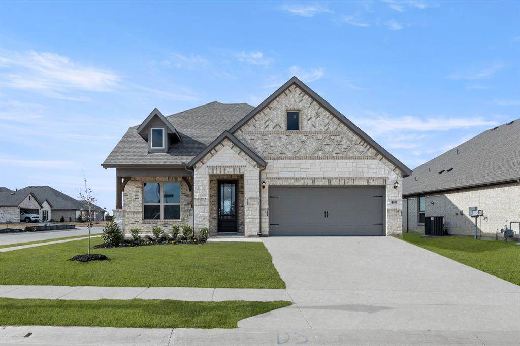 1101 Worthington Drive - Photo 1