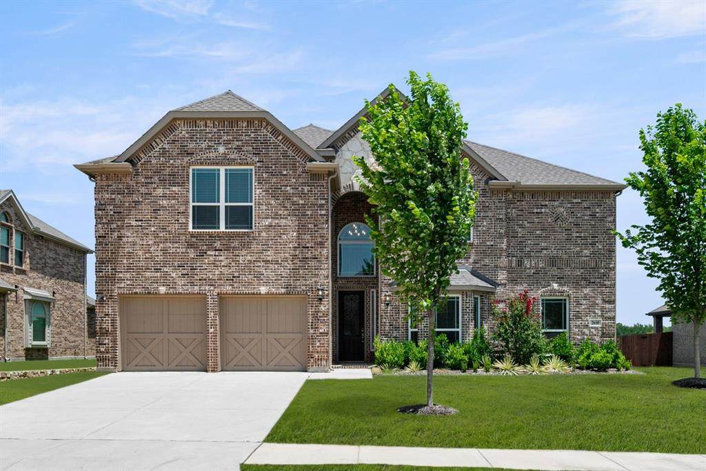 2610 White Plains Drive - Photo 1