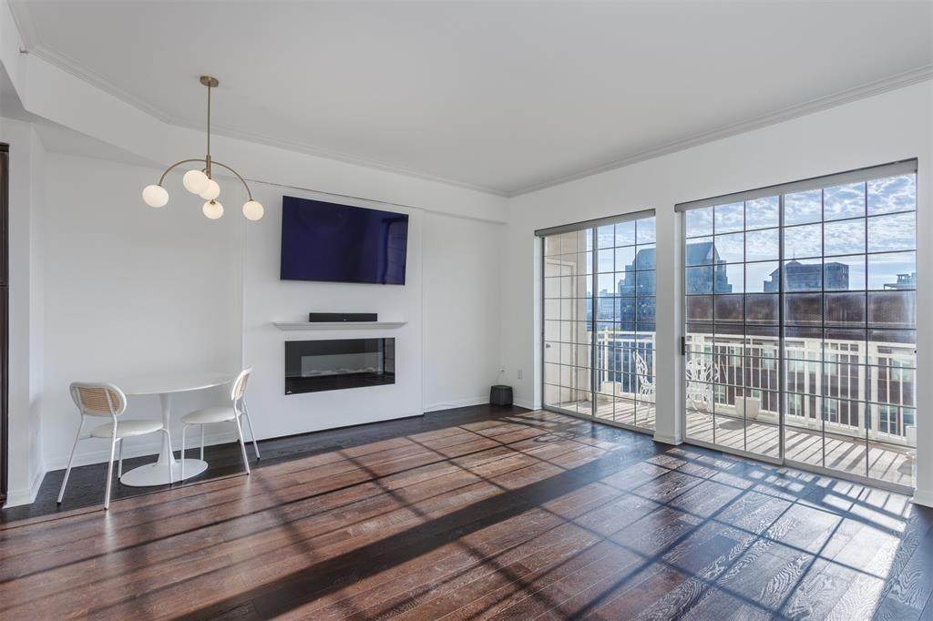 3225 Turtle Creek Boulevard - Photo 1