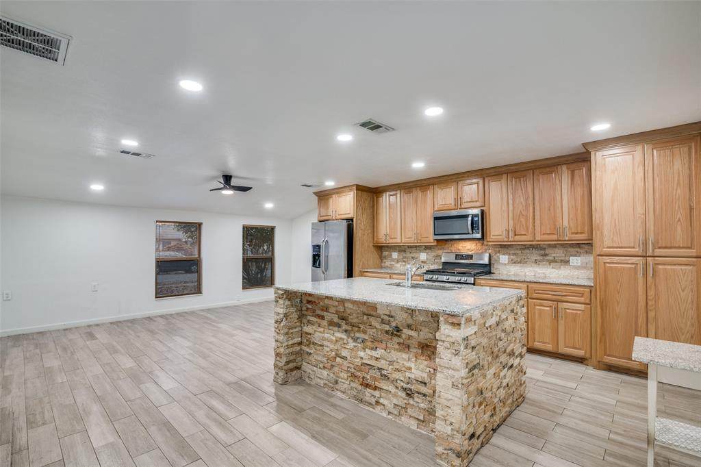 641 Freeman Drive - Photo 1