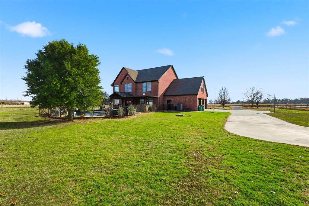 102 Van Meter Drive - Photo 1