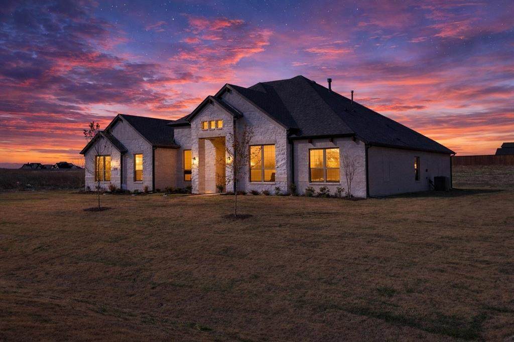 108 Lila Lake Drive - Photo 1