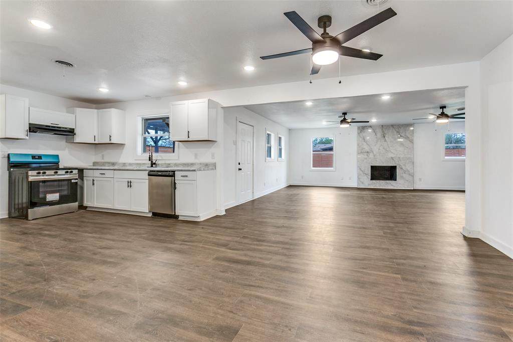 602 Lawson Drive - Photo 1