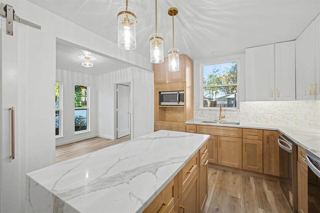 7518 Caillet Street - Photo 1