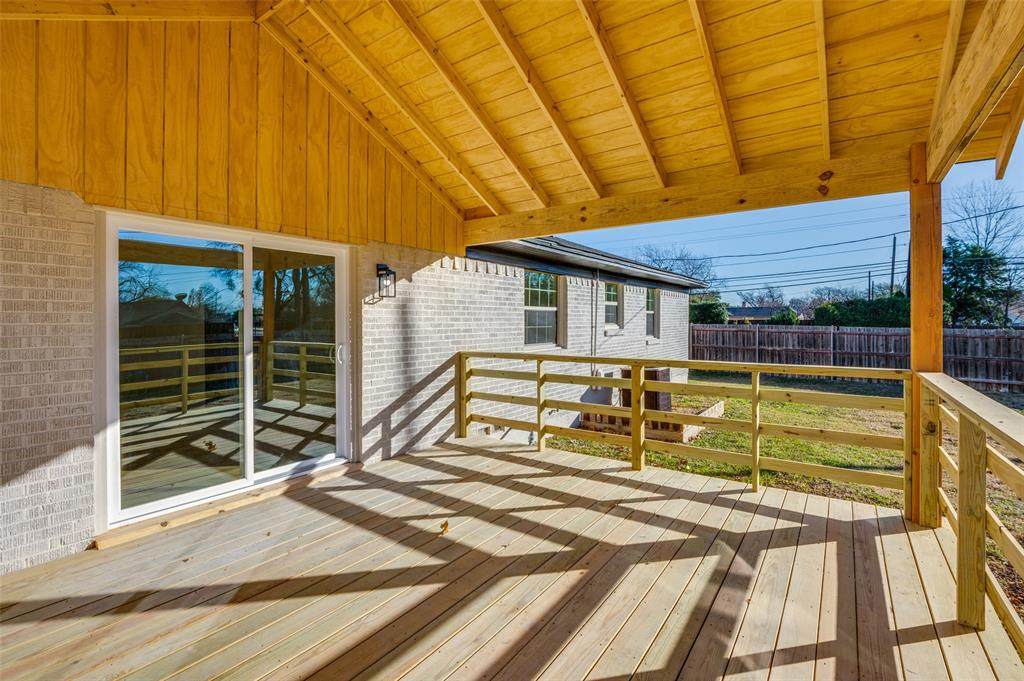 3072 Mark Twain Drive - Photo 1