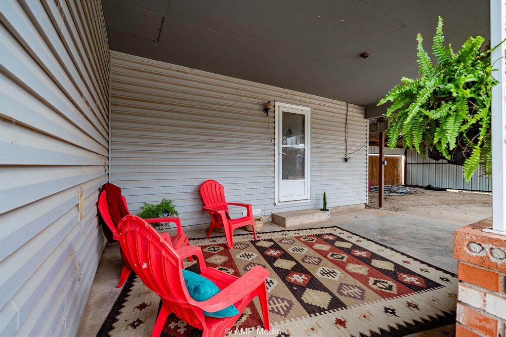 510 Irving Street - Photo 1