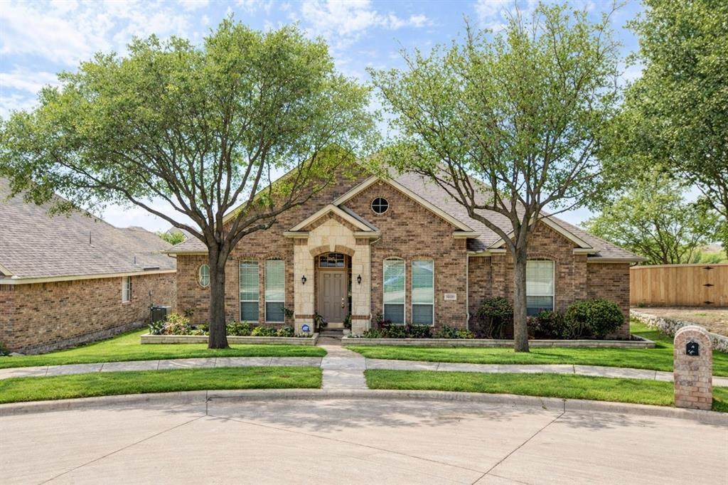 4601 Eden Drive - Photo 1