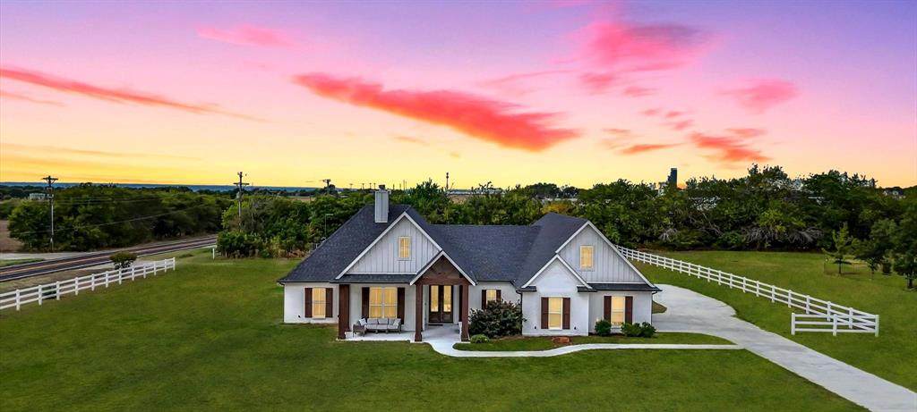 101 Sky Way - Photo 1