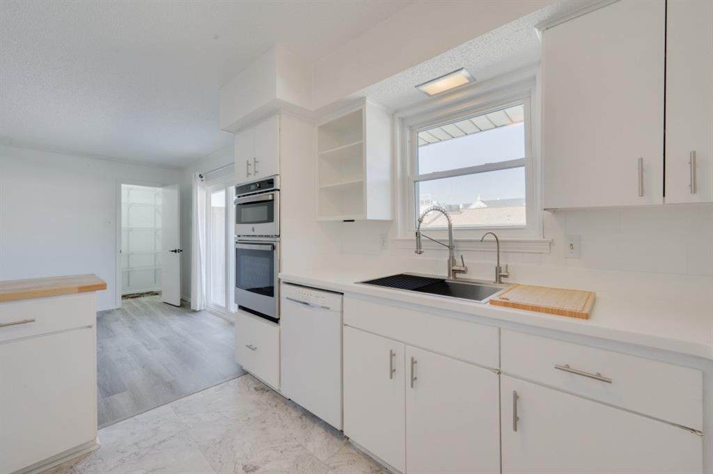 5062 Matilda Street - Photo 1