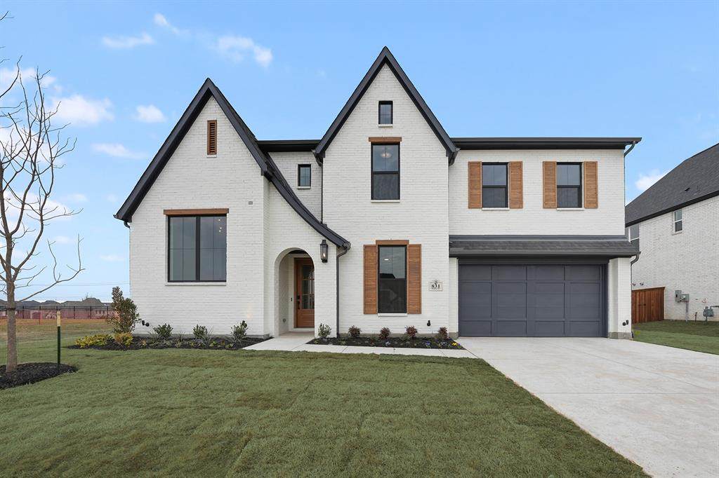 831 Dahlia Drive - Photo 1