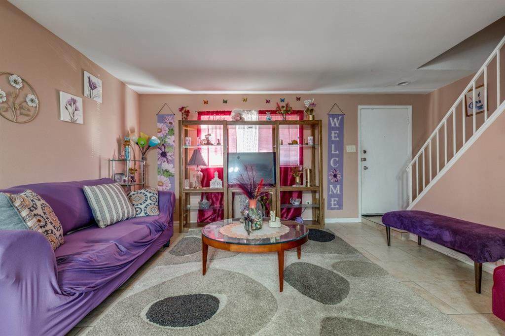 1400 Milam Way - Photo 1