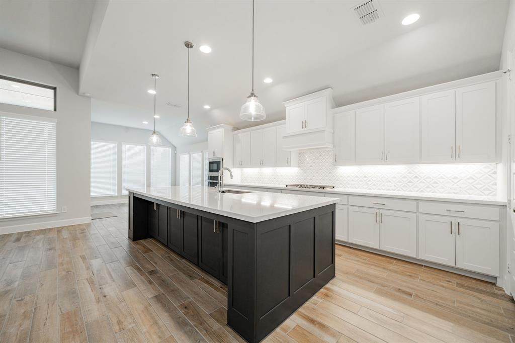 10480 Gray Hills Drive - Photo 1