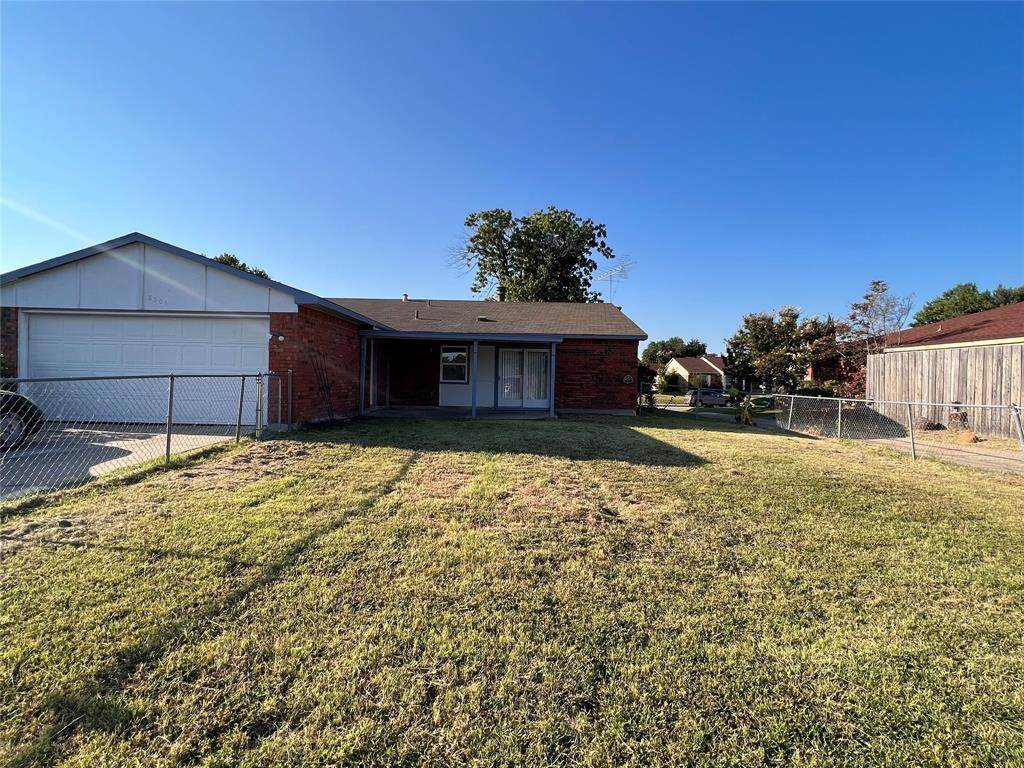 8506 Woodside Road - Photo 1