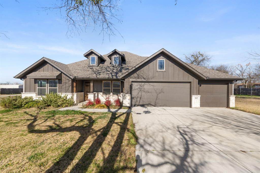 502 2nd Street - Photo 1