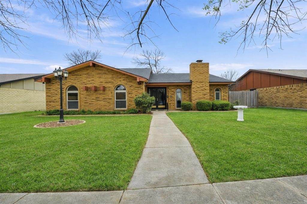 2102 Lewis Trail - Photo 1