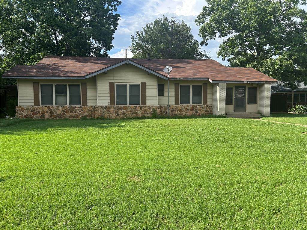 1106 Payne - Photo 1