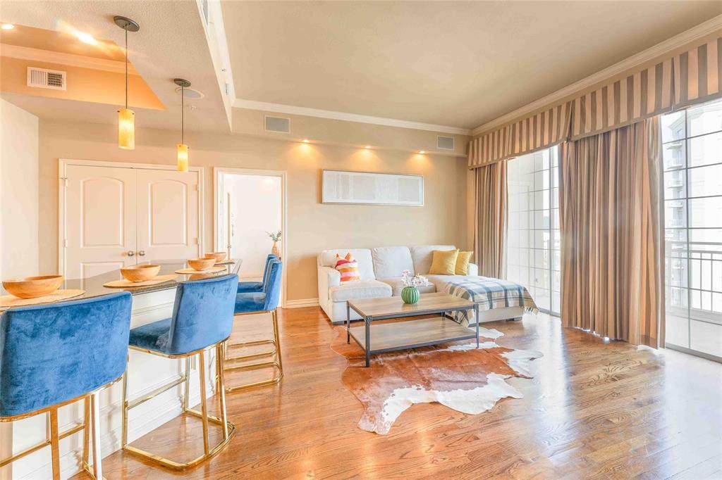 3225 Turtle Creek Boulevard - Photo 1