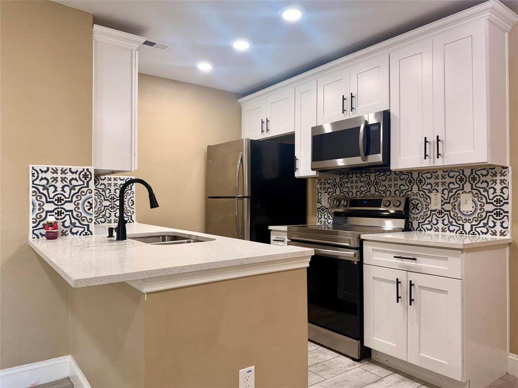 12802 Midway Road - Photo 1