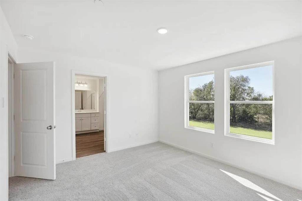 233 Berthe Court - Photo 1