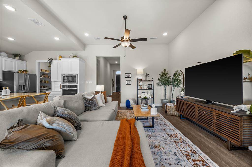 2516 Briarbrook Drive - Photo 1