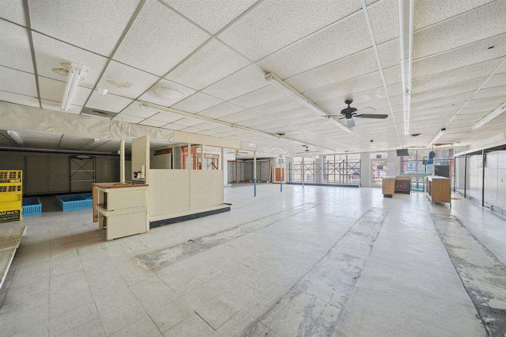 233 Hampton Road - Photo 1