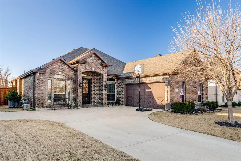 504 Mary Ruth Place - Photo 1