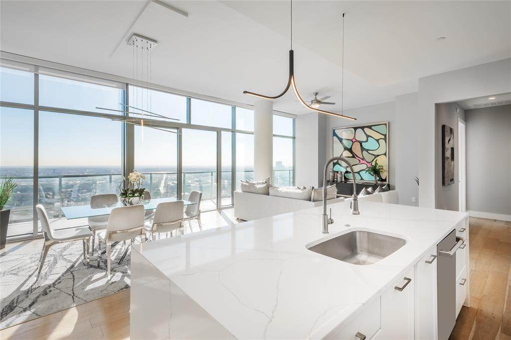 3031 Oliver Street - Photo 1
