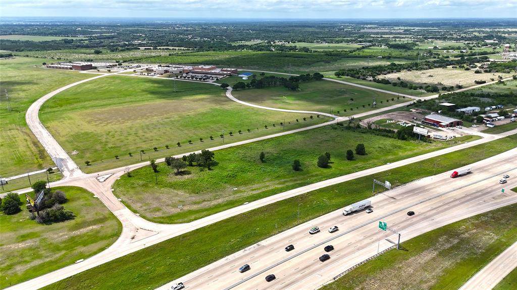 TBD S Ih 35 - Photo 1