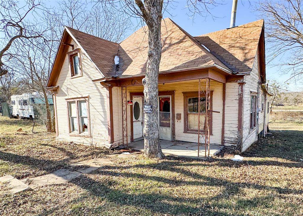 306 3rd Street - Photo 1