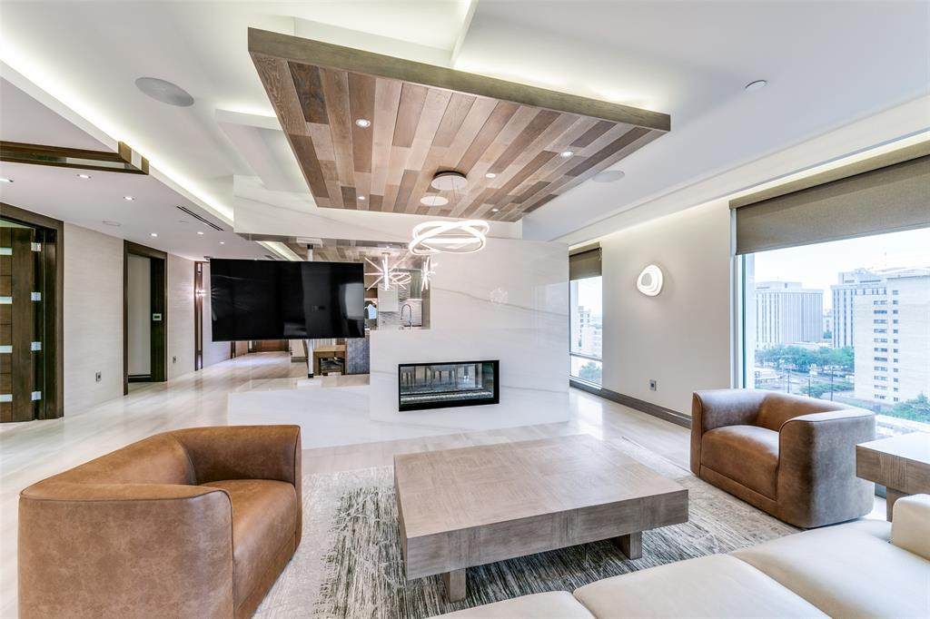 4005 Gaston Avenue - Photo 1
