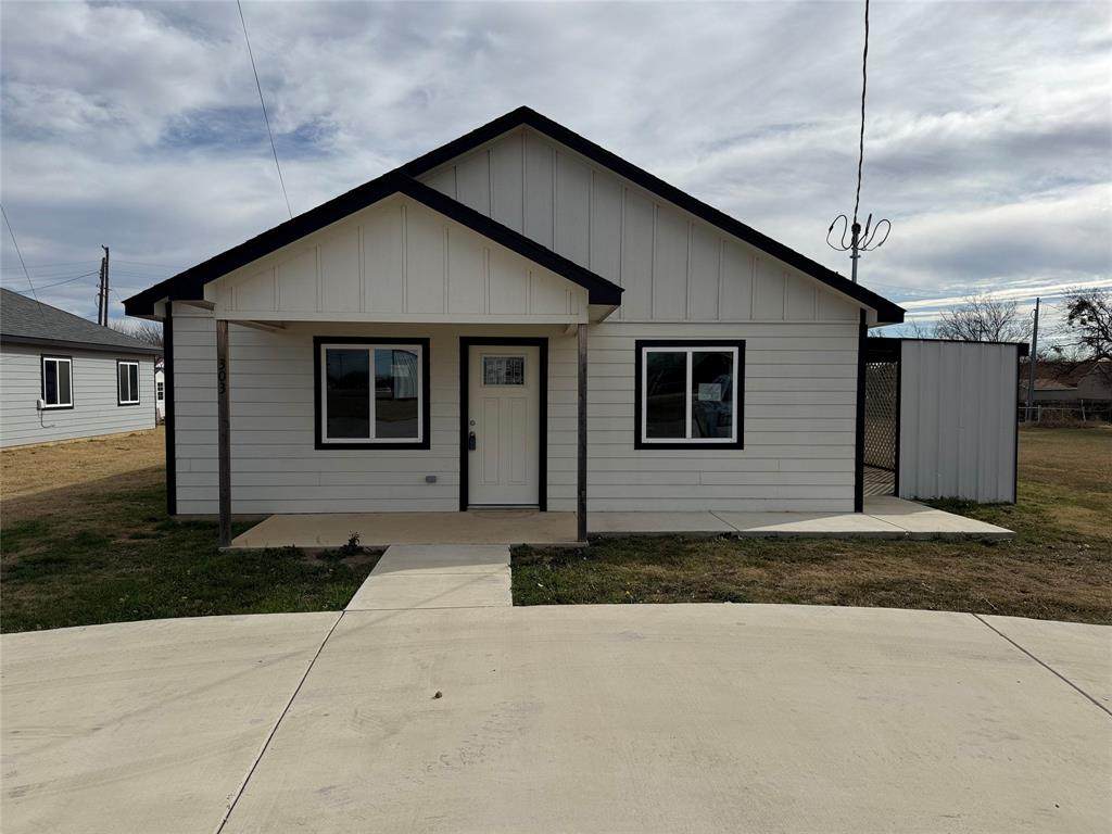 303 Ussery Street - Photo 1