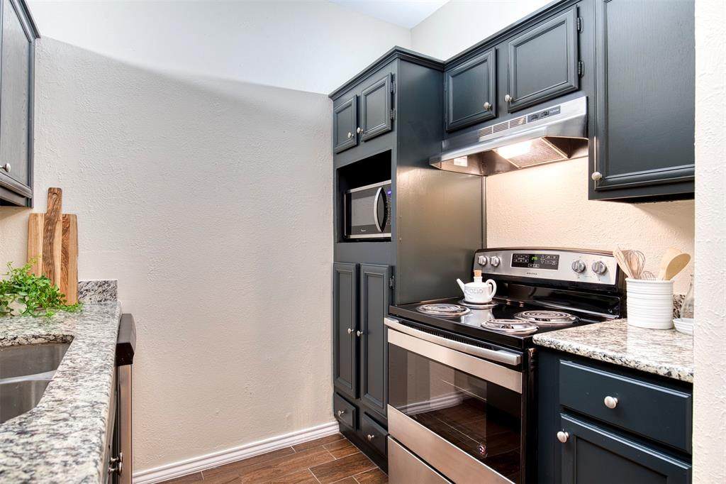 9600 Royal Lane - Photo 1