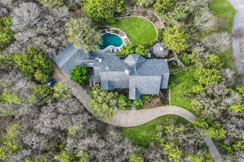 1075 Mobley Road - Photo 1