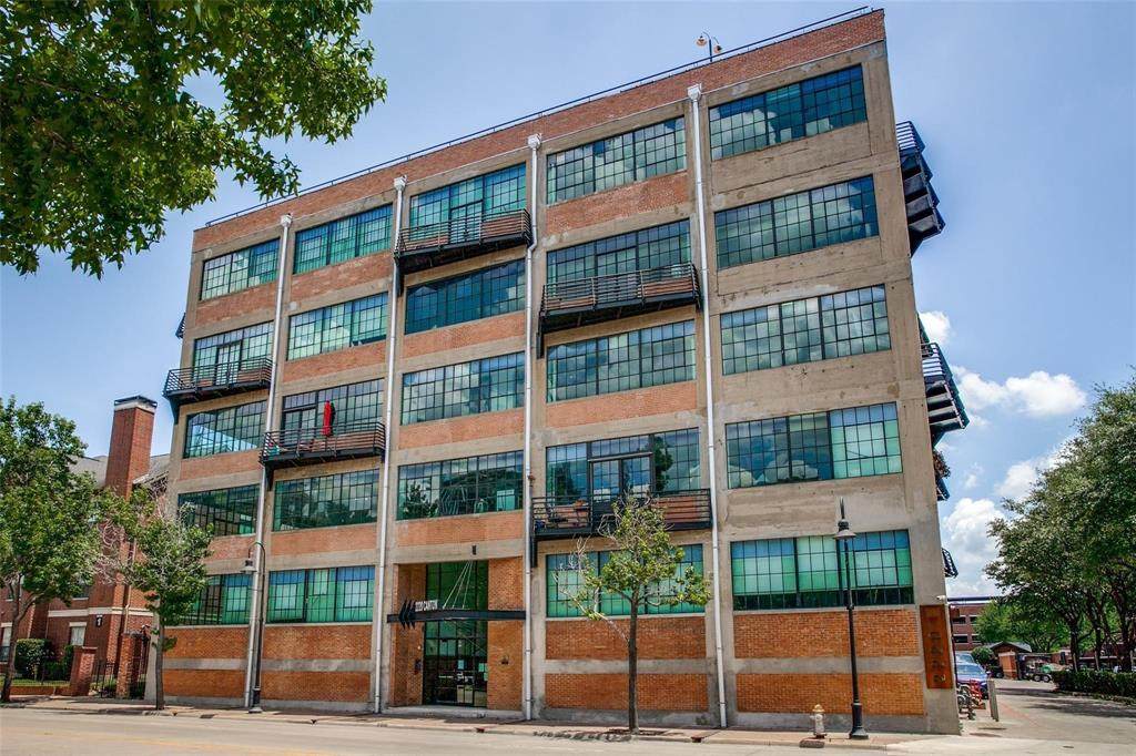 2220 Canton Street - Photo 1