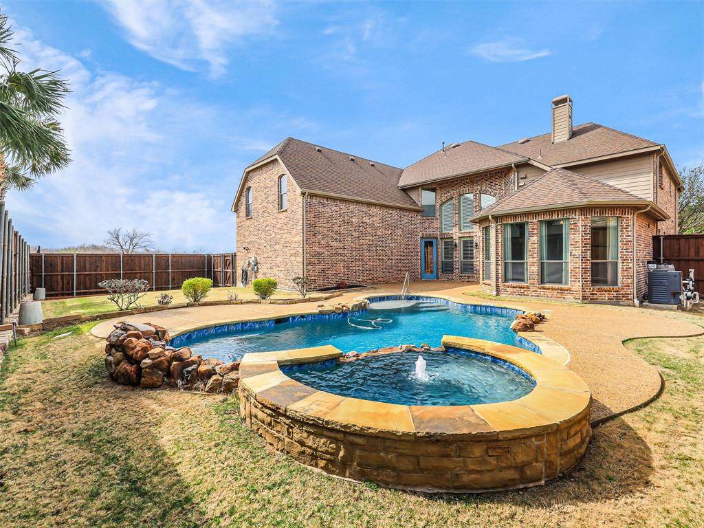 10912 Yorkshire Lane - Photo 1