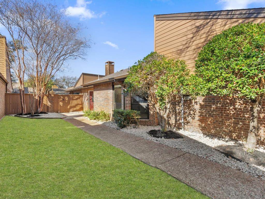 3303 Water Oak Court - Photo 1