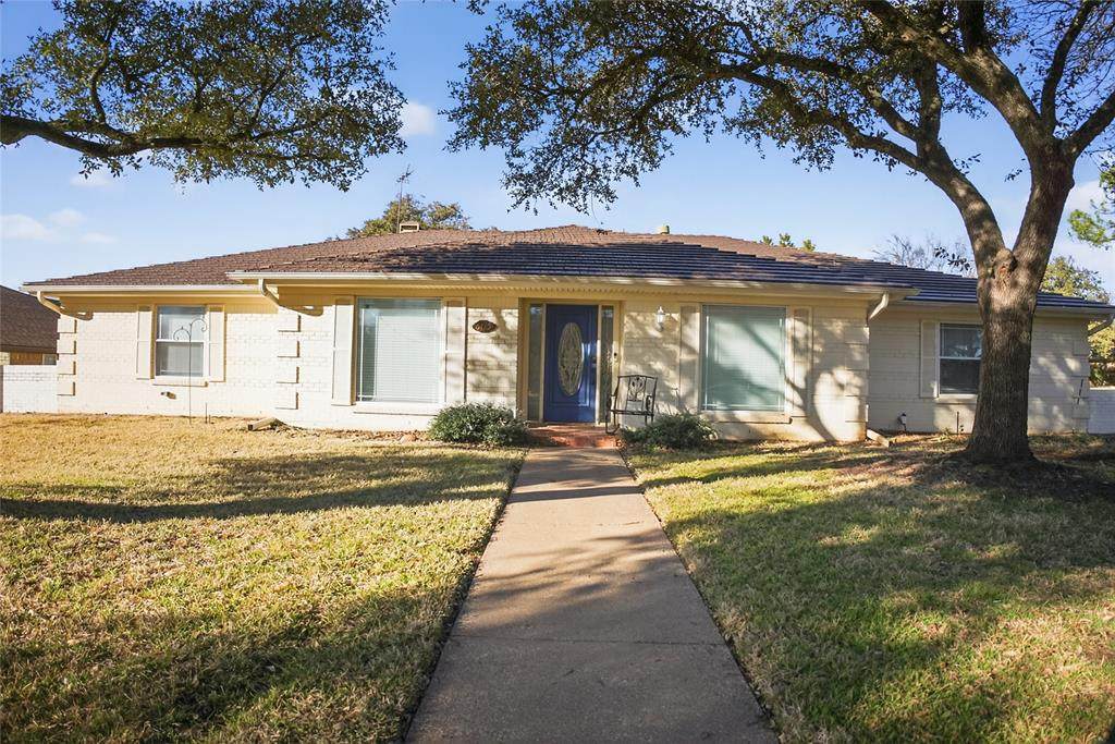 6425 Heidelburg Court - Photo 1