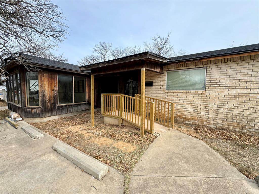 711 Commerce Street - Photo 1