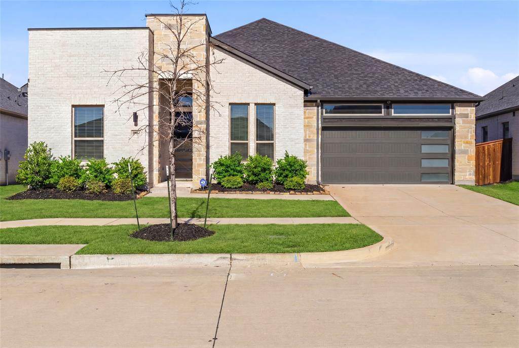 1032 Boardwalk Road - Photo 1