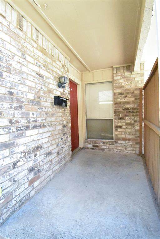 2310 Village North Drive - Photo 1