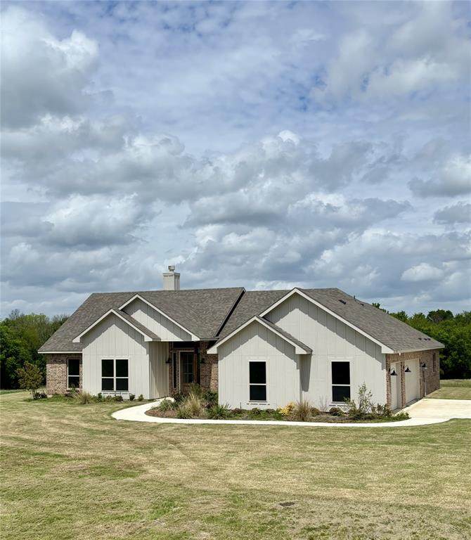 1026 Cr 1610 - Photo 1