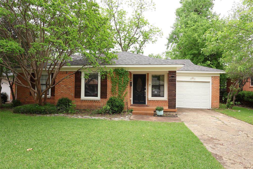 2818 Tolosa Drive - Photo 1