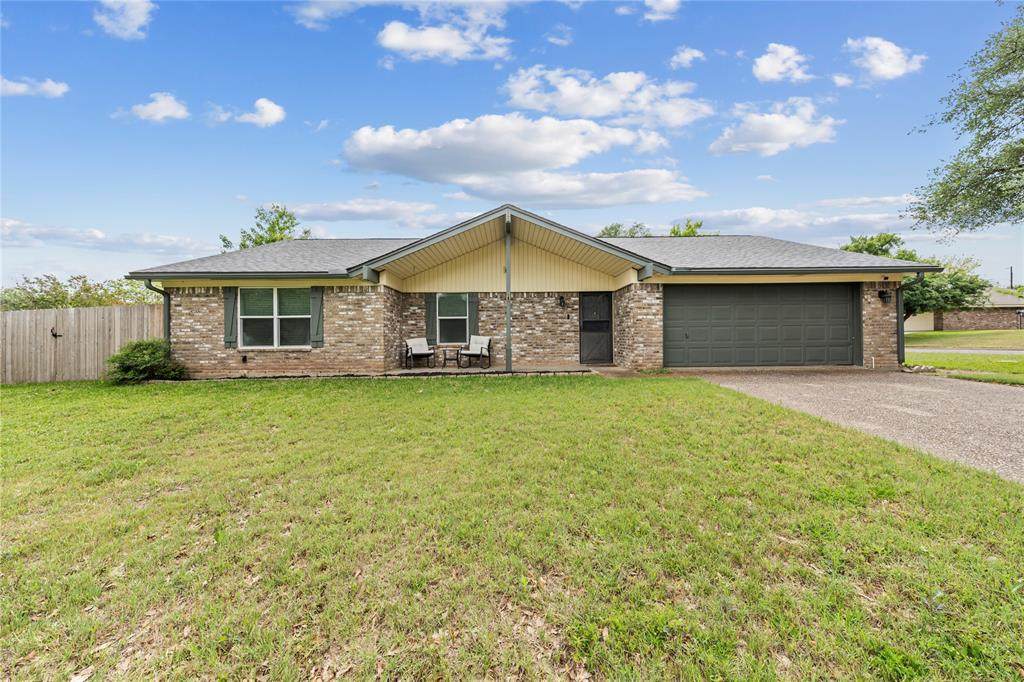 201 Westhill Drive - Photo 1