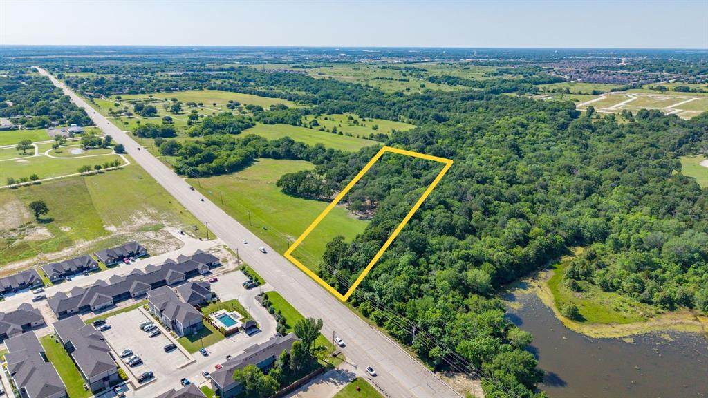 5.2 acres Fm 1570 - Photo 1