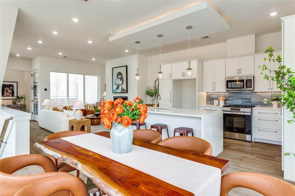 337 College Avenue - Photo 1
