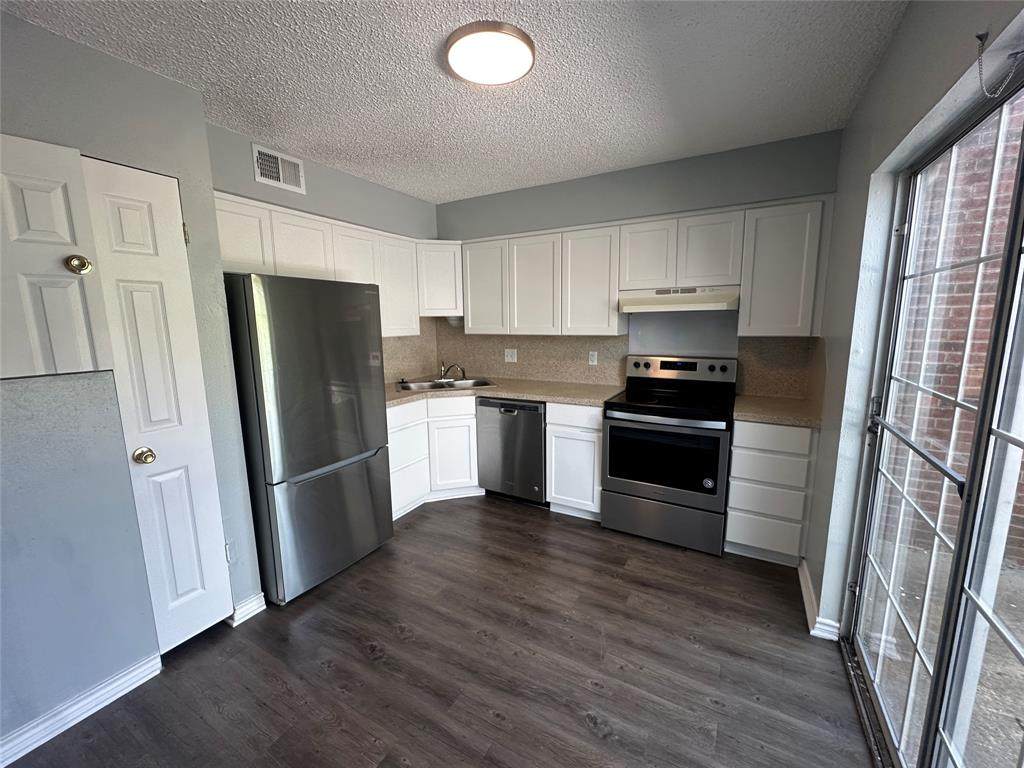 900 Tennessee Street - Photo 1