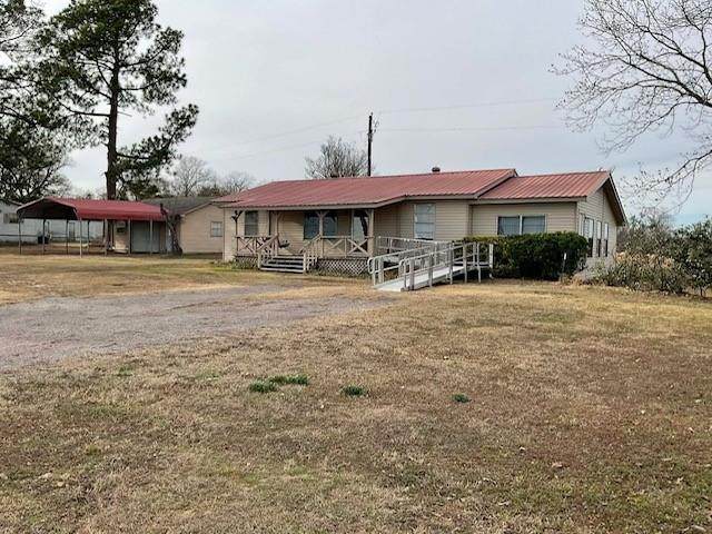 8342 Farm Road 1567 - Photo 1