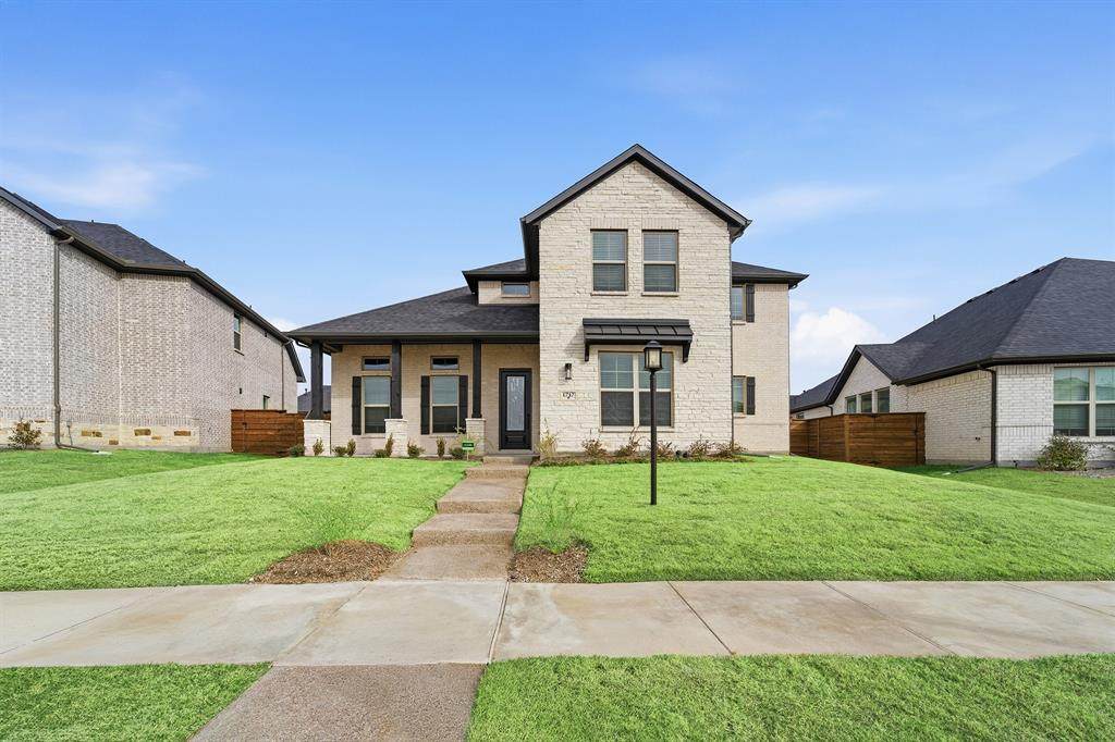 1717 Blossom Trail - Photo 1