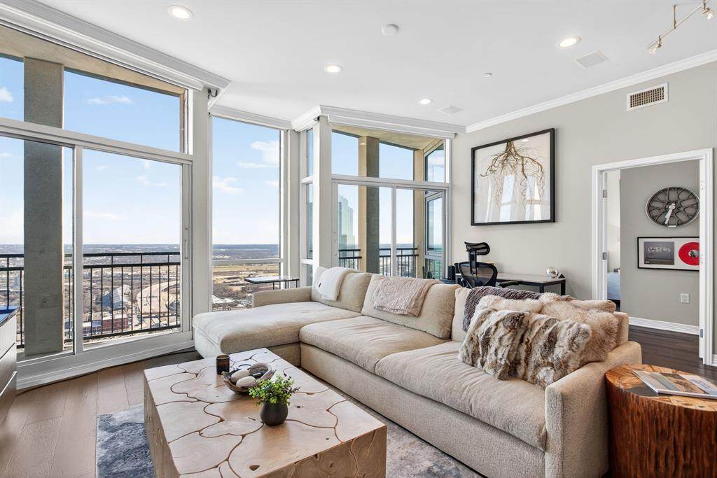 500 Throckmorton Street - Photo 1