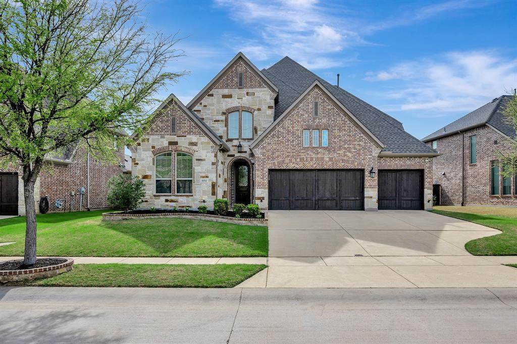 1052 Highpoint Way - Photo 1